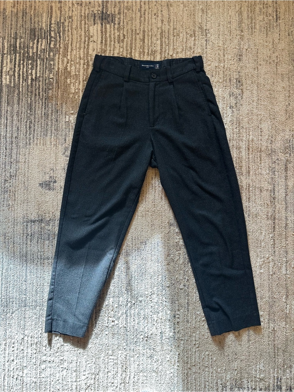 Men's Black Tailored Pleat Front Pants